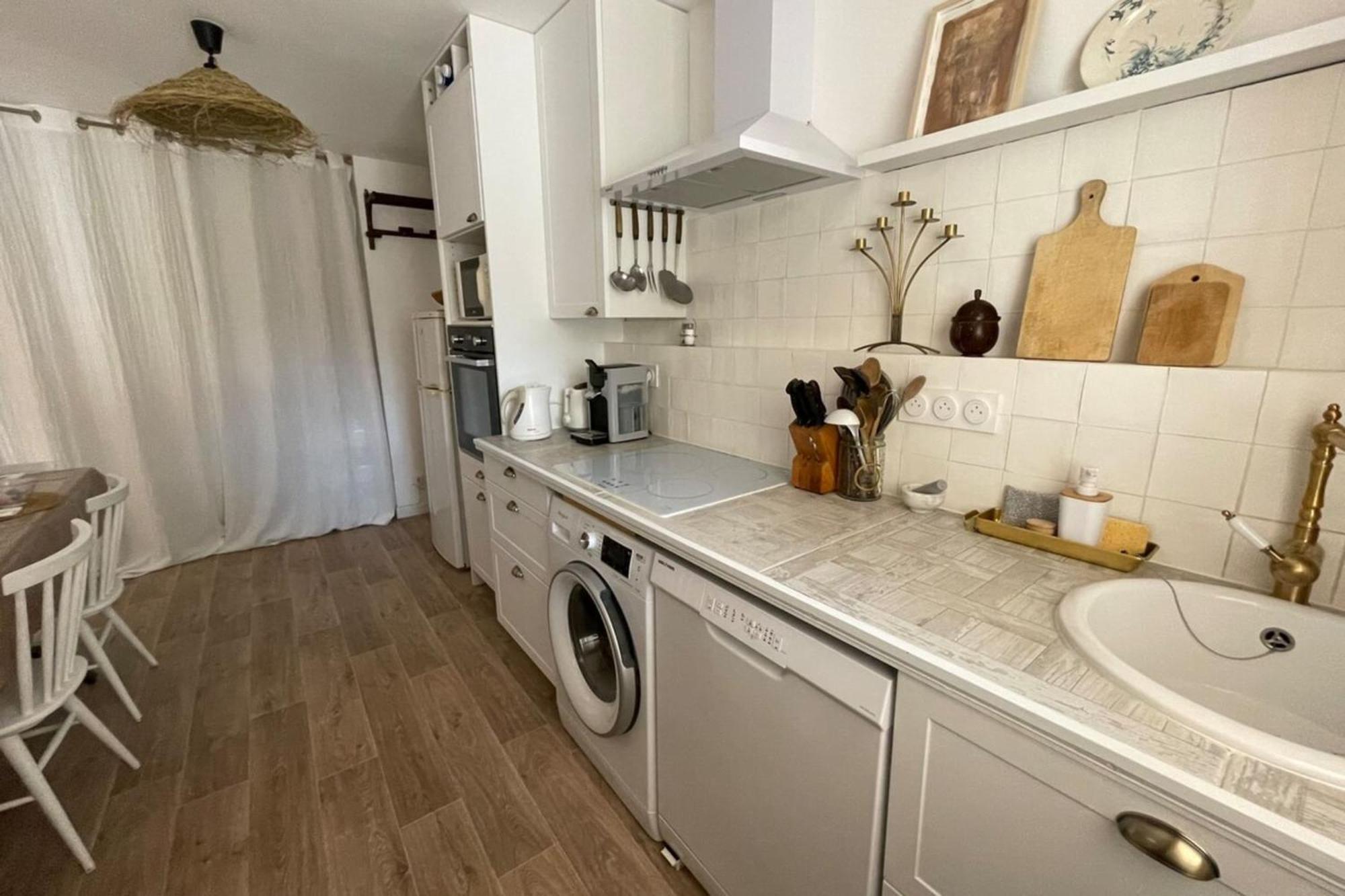 Charming Air-Conditioned One-Bedroom 150M From Cavaliere Beach Le Lavandou Exterior photo