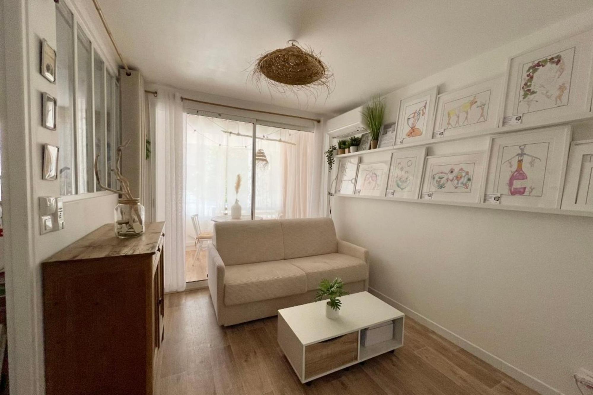 Charming Air-Conditioned One-Bedroom 150M From Cavaliere Beach Le Lavandou Exterior photo
