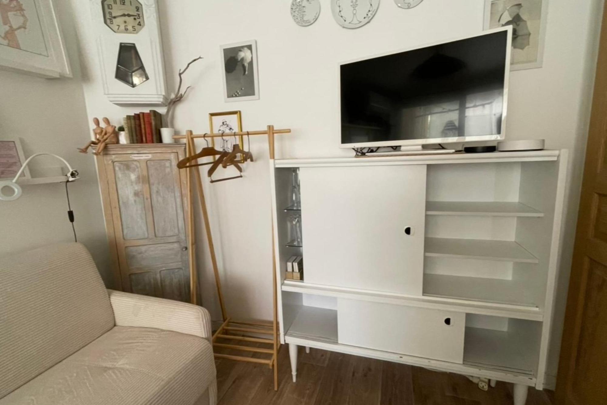 Charming Air-Conditioned One-Bedroom 150M From Cavaliere Beach Le Lavandou Exterior photo